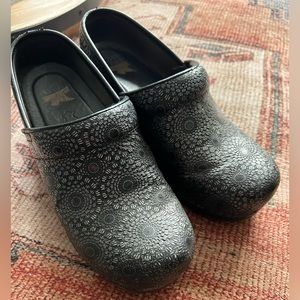 Dansko XP Proffessional Clogs